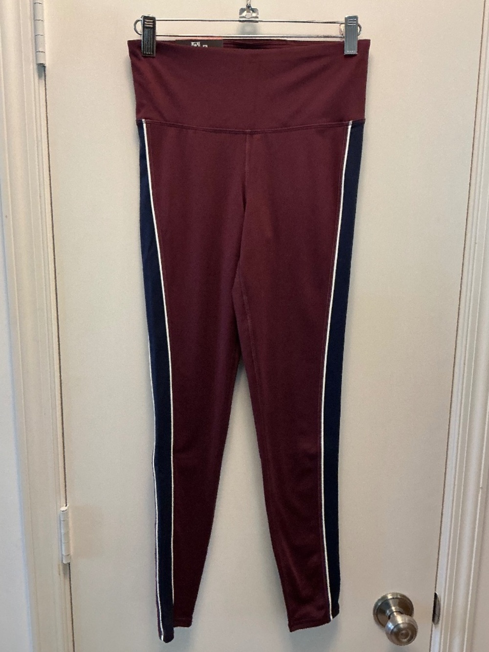 GapFit Varsity Stripe High Waisted Athletic Leggings Size XS NWT